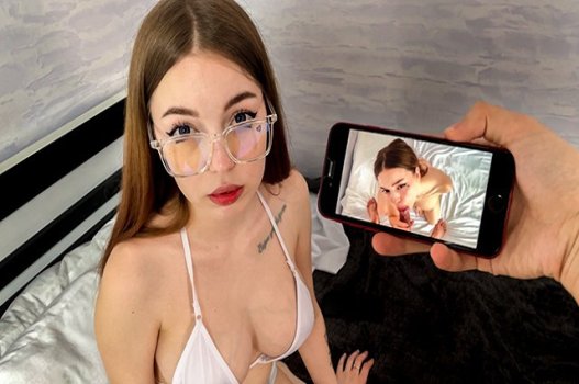 Злая мать и дочь и его отчим скрытно любят друг друга